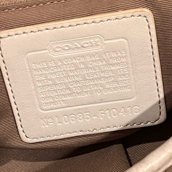 Coach Signature Monogram White Leather Canvas Convertable Crossbody Bag F10416 - Picture 5 of 9